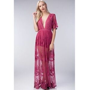 Honey Punch Pink Lace Romper Maxi Dress Size Small Plunging Neckline Feminine